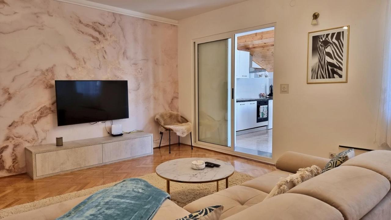 Apartment Hana 오미스 외부 사진